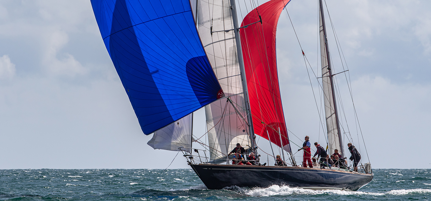 Lulotte Lulotte sailing downwind with Dart sails